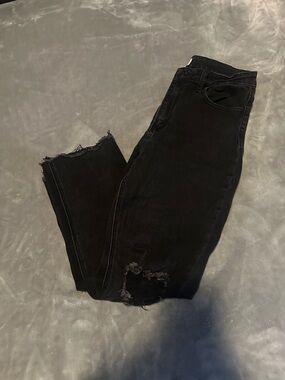 Black Cropped Distressed Ankle Jeans